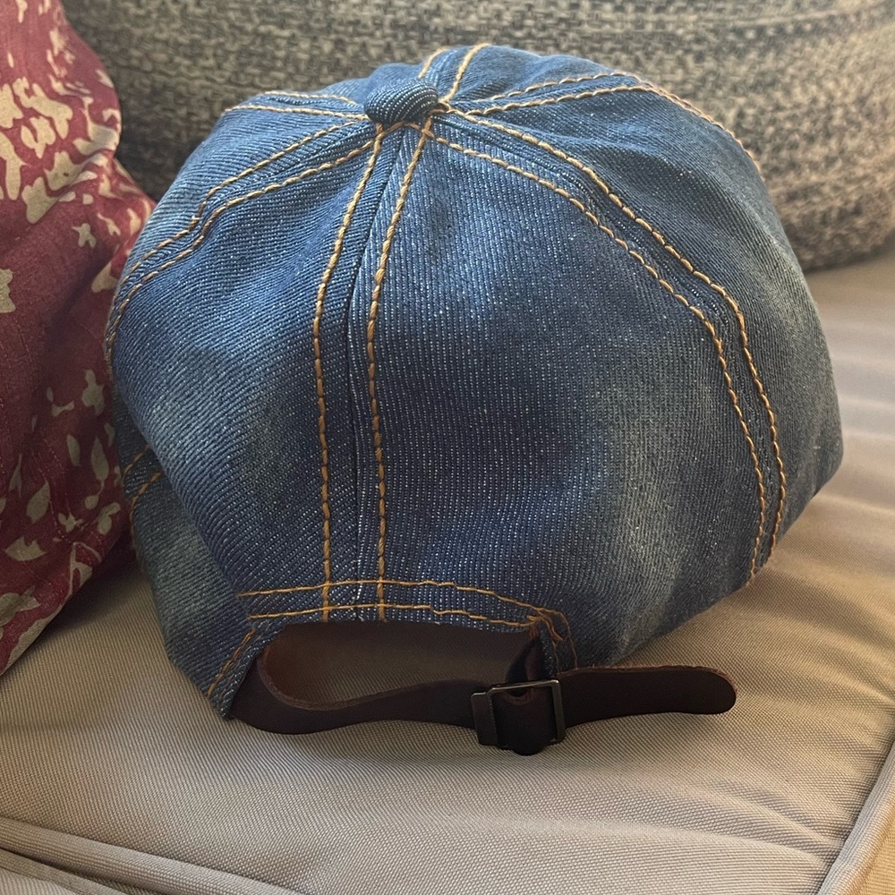 NWOT Denim Rhinestone Trucker Hat - Picture 3 of 4